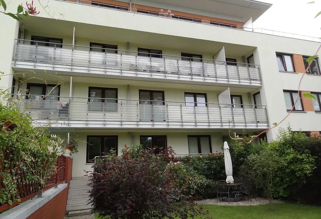 Apartament z Ogrodem Zielone Tarasy-1